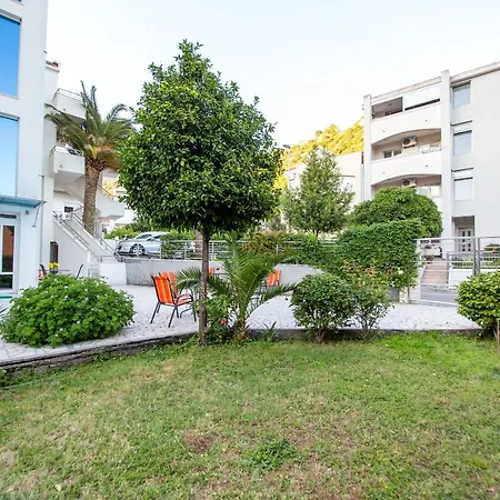 Casa de hóspedes Vila Lazovic